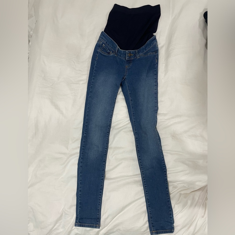 Seraphine maternity jeans only worn 1 or 2 times.